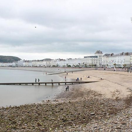 Central Llandudno, Private Parking Near To Beach, Pier & Shops 외부 사진