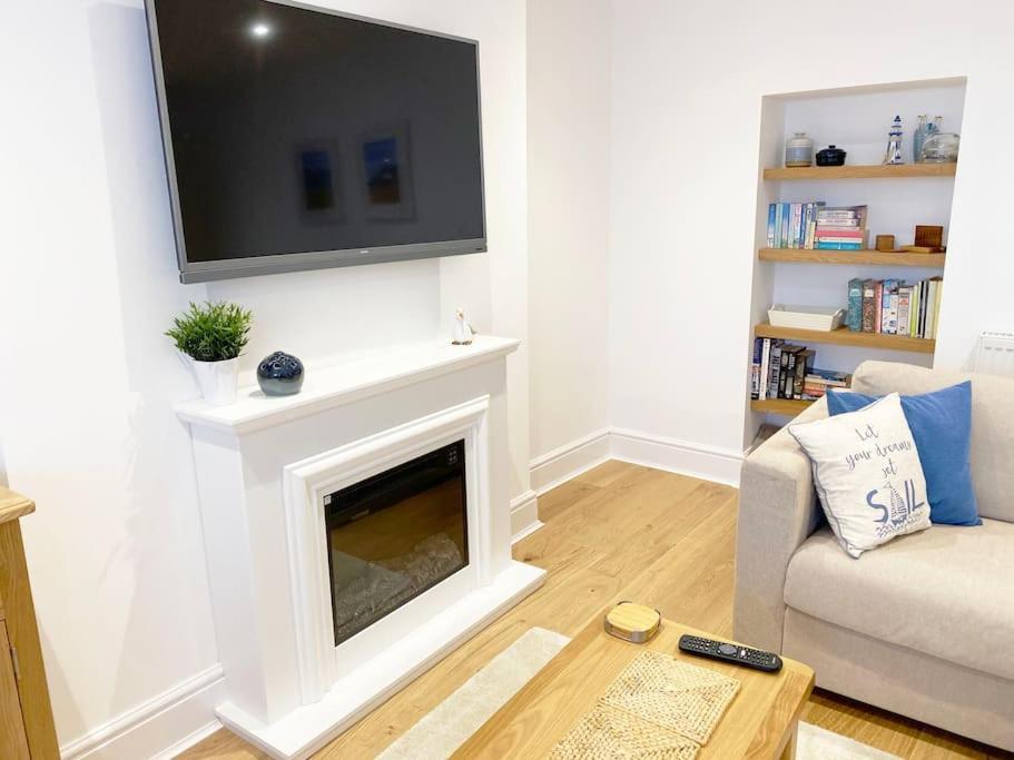 Central Llandudno, Private Parking Near To Beach, Pier & Shops 외부 사진