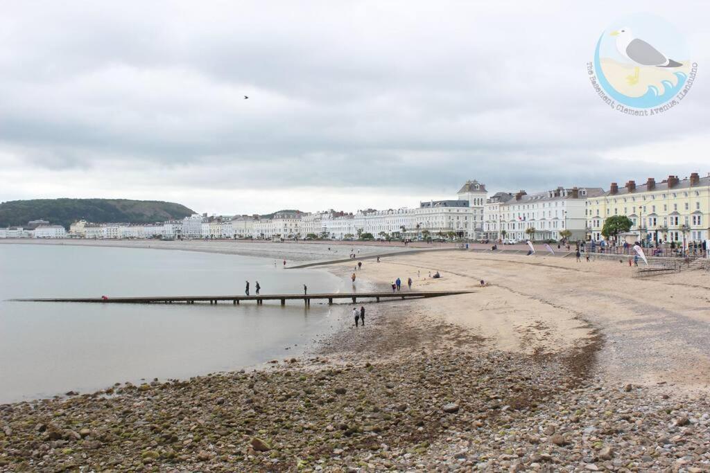 Central Llandudno, Private Parking Near To Beach, Pier & Shops 외부 사진